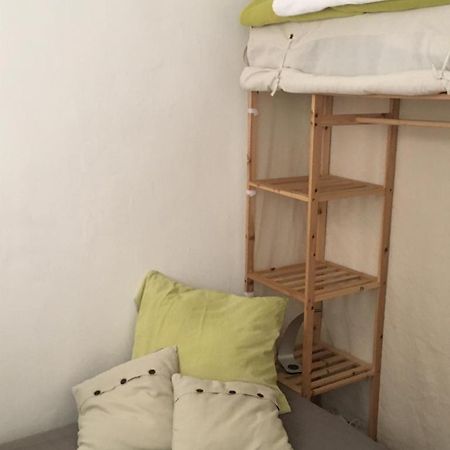 Appart Sympa Dans Le Vieux Nîmes Exteriör bild